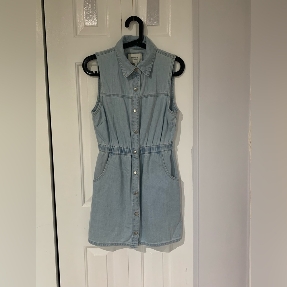 Forever 21 Blue Sleeveless Denim Lightwash Polo Collar Mini Dress